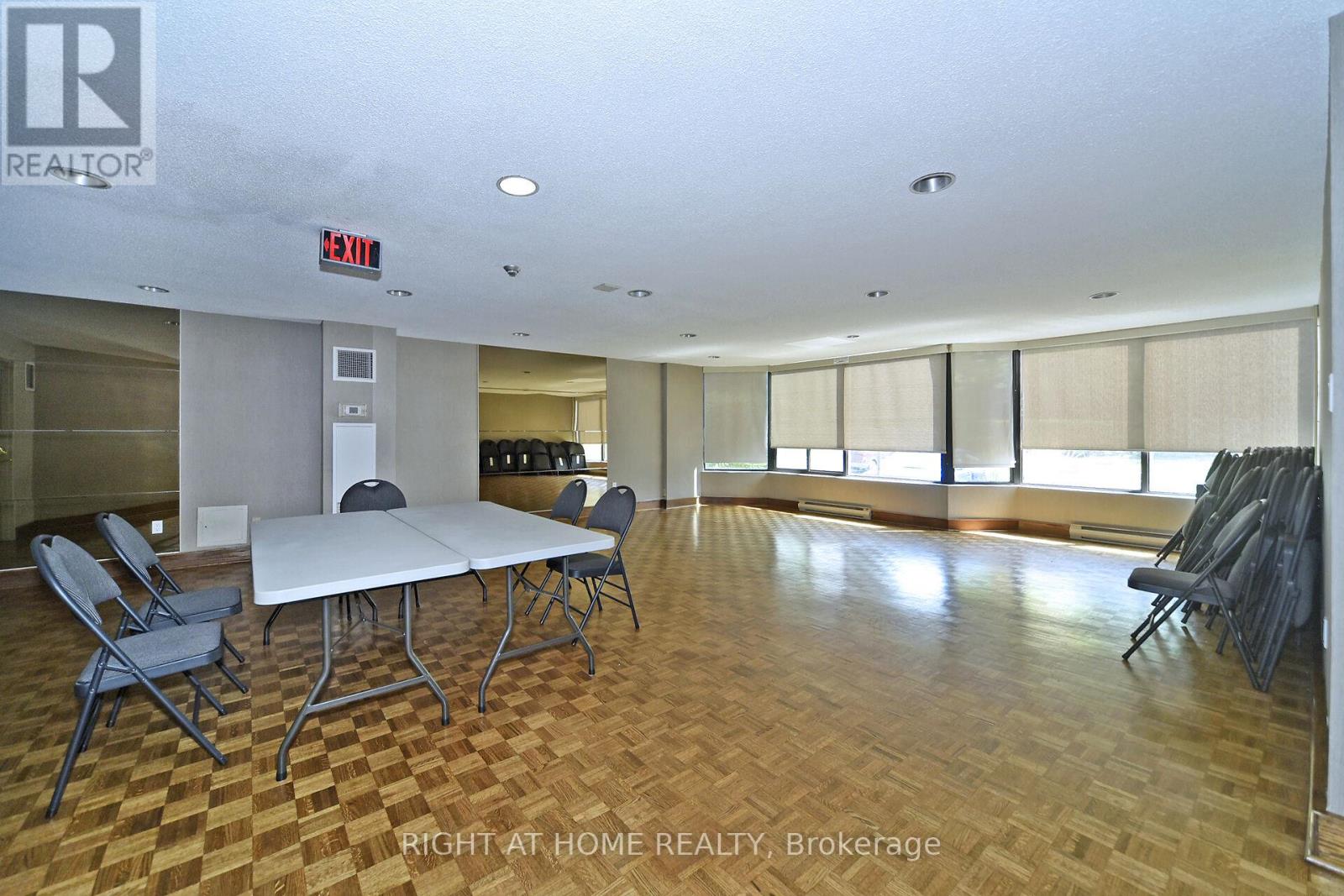 314 - 7440 Bathurst Street, Vaughan, Ontario  L4J 7K8 - Photo 41 - N12314453