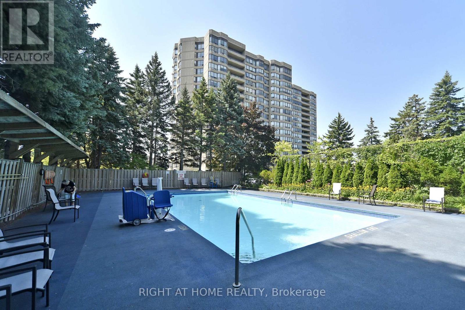 314 - 7440 Bathurst Street, Vaughan, Ontario  L4J 7K8 - Photo 47 - N12314453