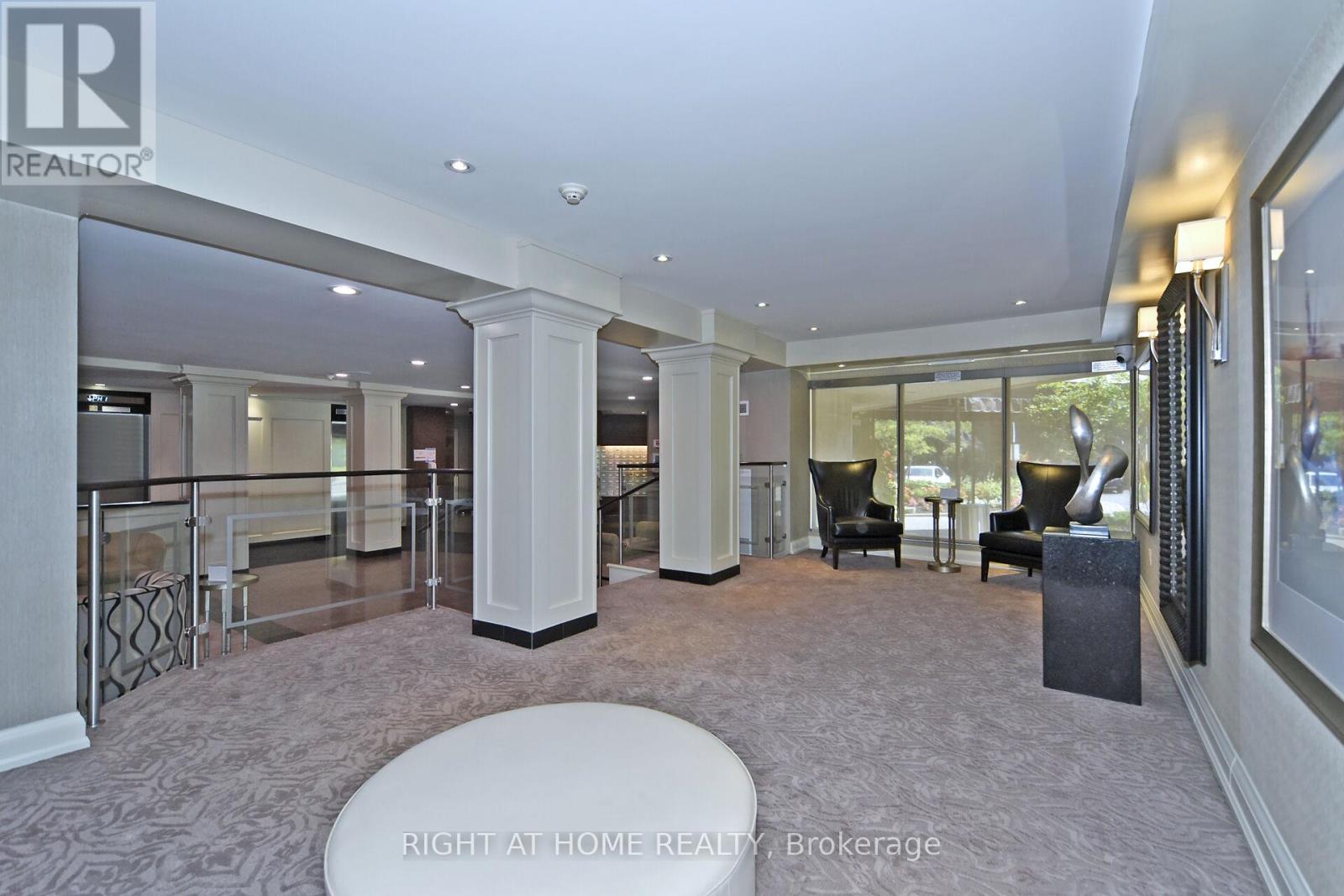 314 - 7440 Bathurst Street, Vaughan, Ontario  L4J 7K8 - Photo 6 - N12314453