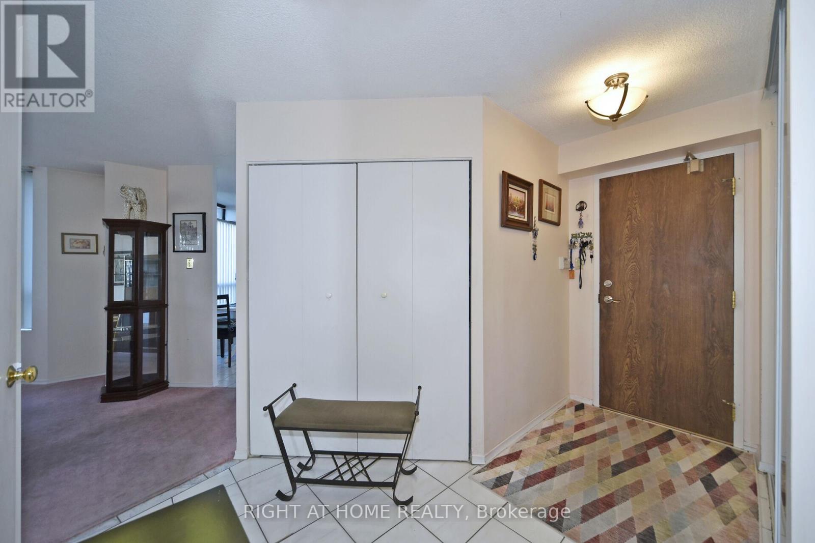 314 - 7440 Bathurst Street, Vaughan, Ontario  L4J 7K8 - Photo 9 - N12314453