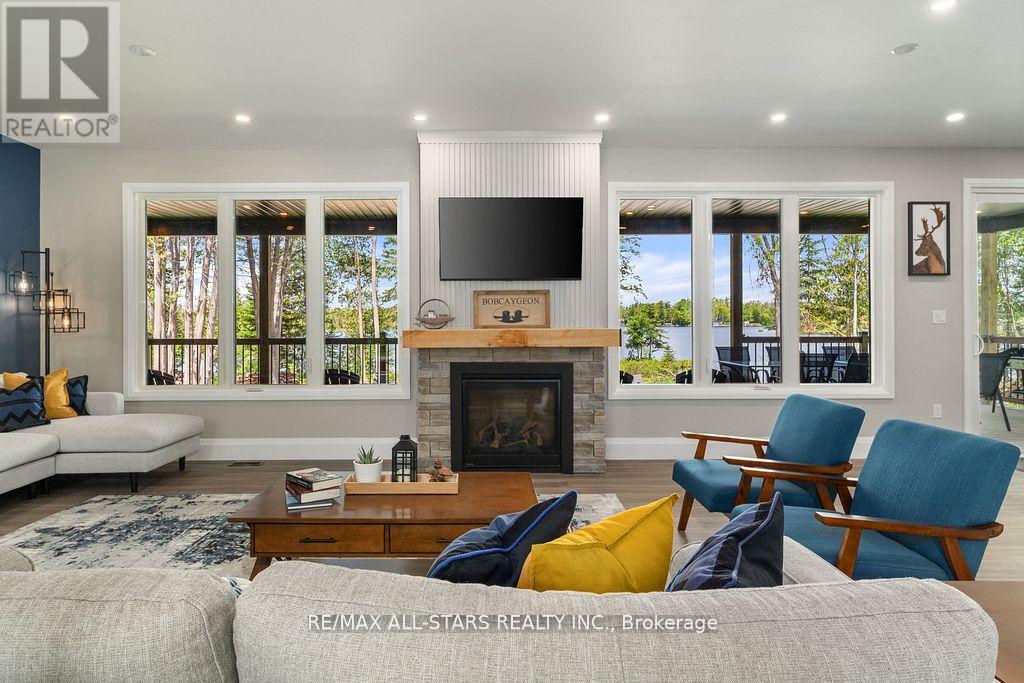 15 Berry Lane, Kawartha Lakes, Ontario  K0M 1A0 - Photo 11 - X12314559