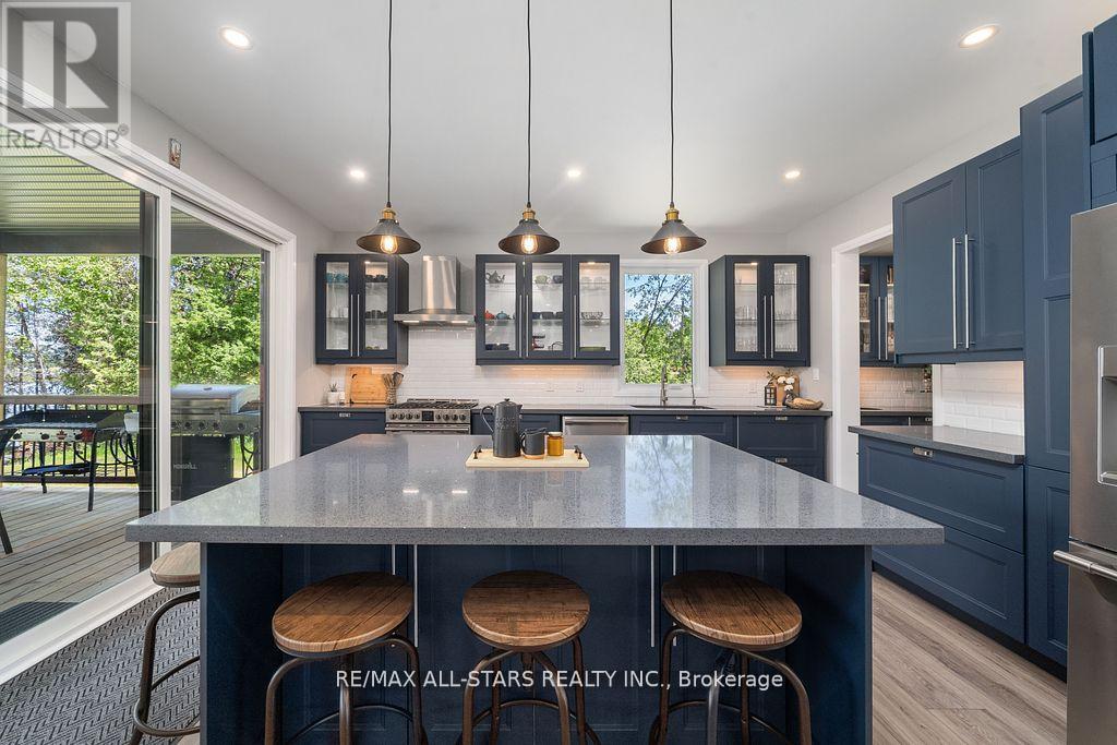 15 Berry Lane, Kawartha Lakes, Ontario  K0M 1A0 - Photo 15 - X12314559