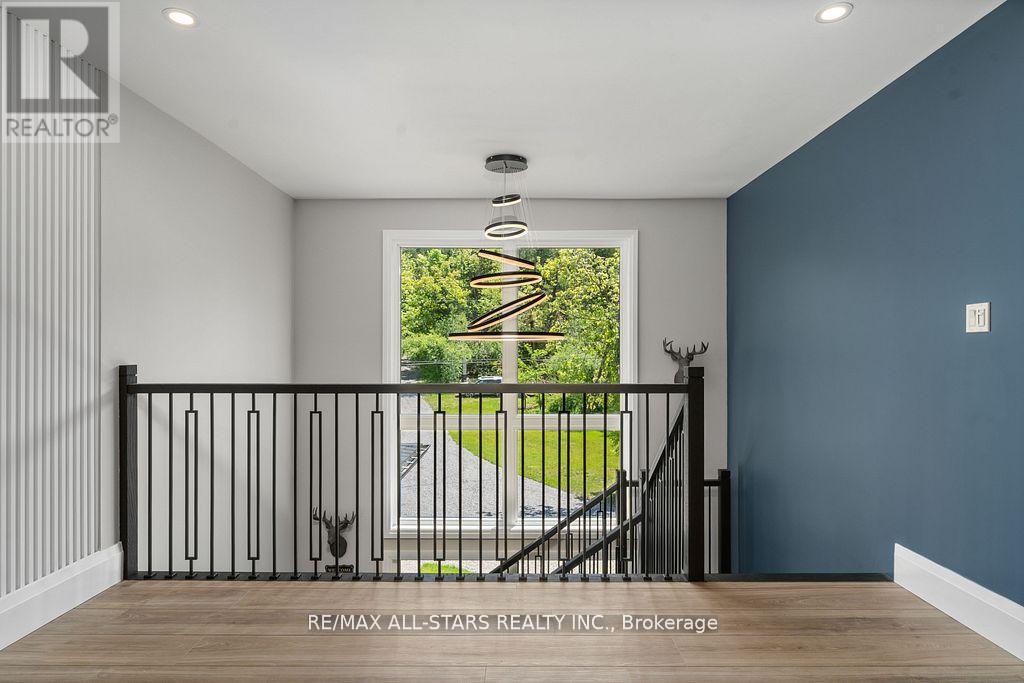 15 Berry Lane, Kawartha Lakes, Ontario  K0M 1A0 - Photo 32 - X12314559