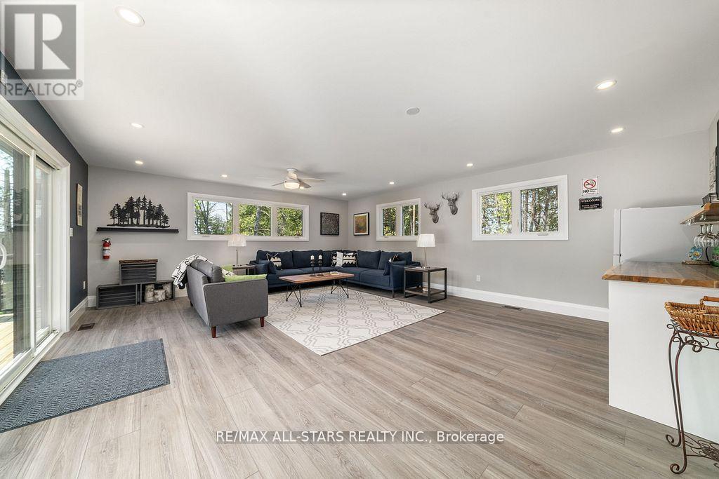 15 Berry Lane, Kawartha Lakes, Ontario  K0M 1A0 - Photo 34 - X12314559