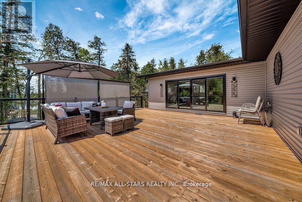 15 Berry Lane, Kawartha Lakes, Ontario  K0M 1A0 - Photo 38 - X12314559