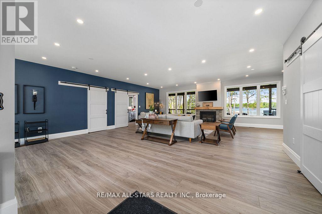 15 Berry Lane, Kawartha Lakes, Ontario  K0M 1A0 - Photo 8 - X12314559