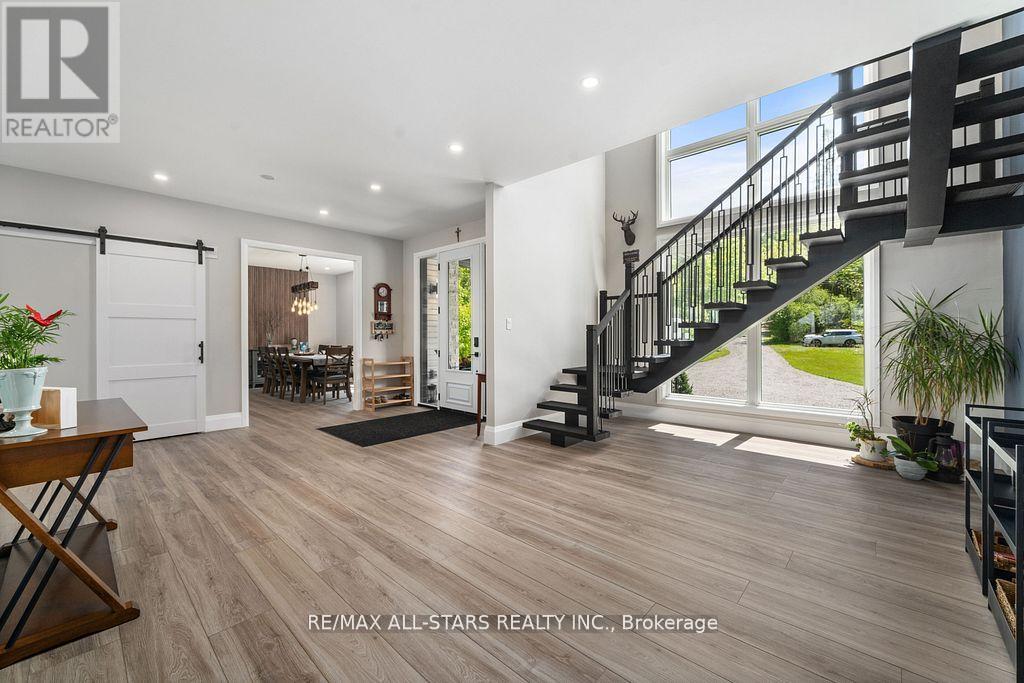 15 Berry Lane, Kawartha Lakes, Ontario  K0M 1A0 - Photo 9 - X12314559