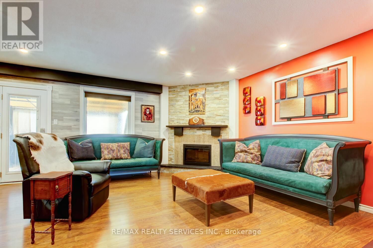 72 Sparklett Crescent, Brampton, Ontario  L6Z 1M8 - Photo 17 - W12314459