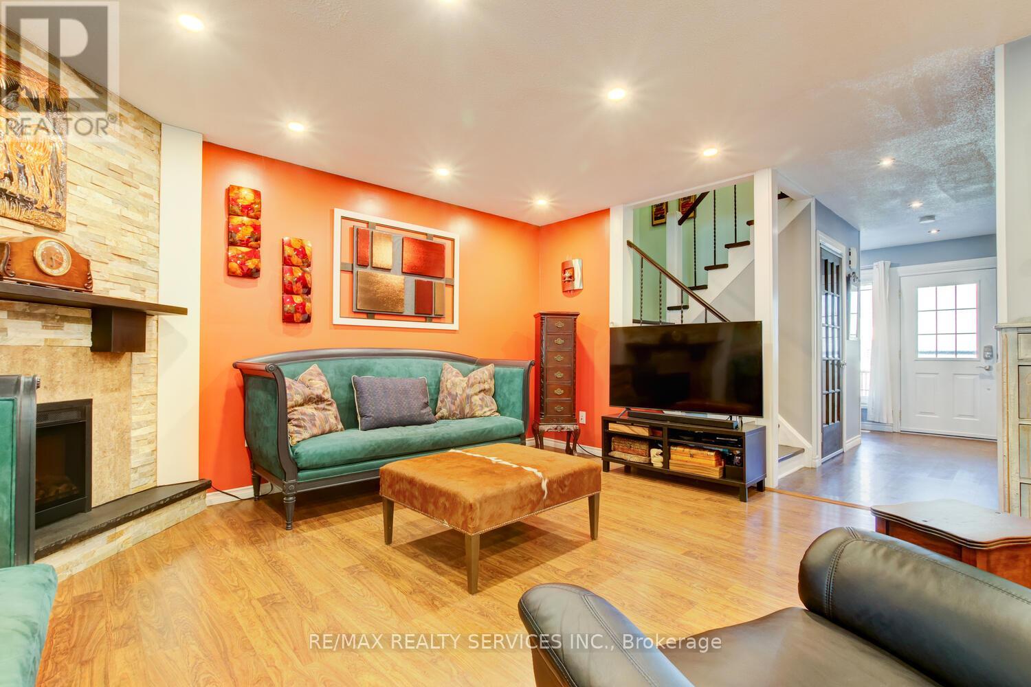 72 Sparklett Crescent, Brampton, Ontario  L6Z 1M8 - Photo 19 - W12314459