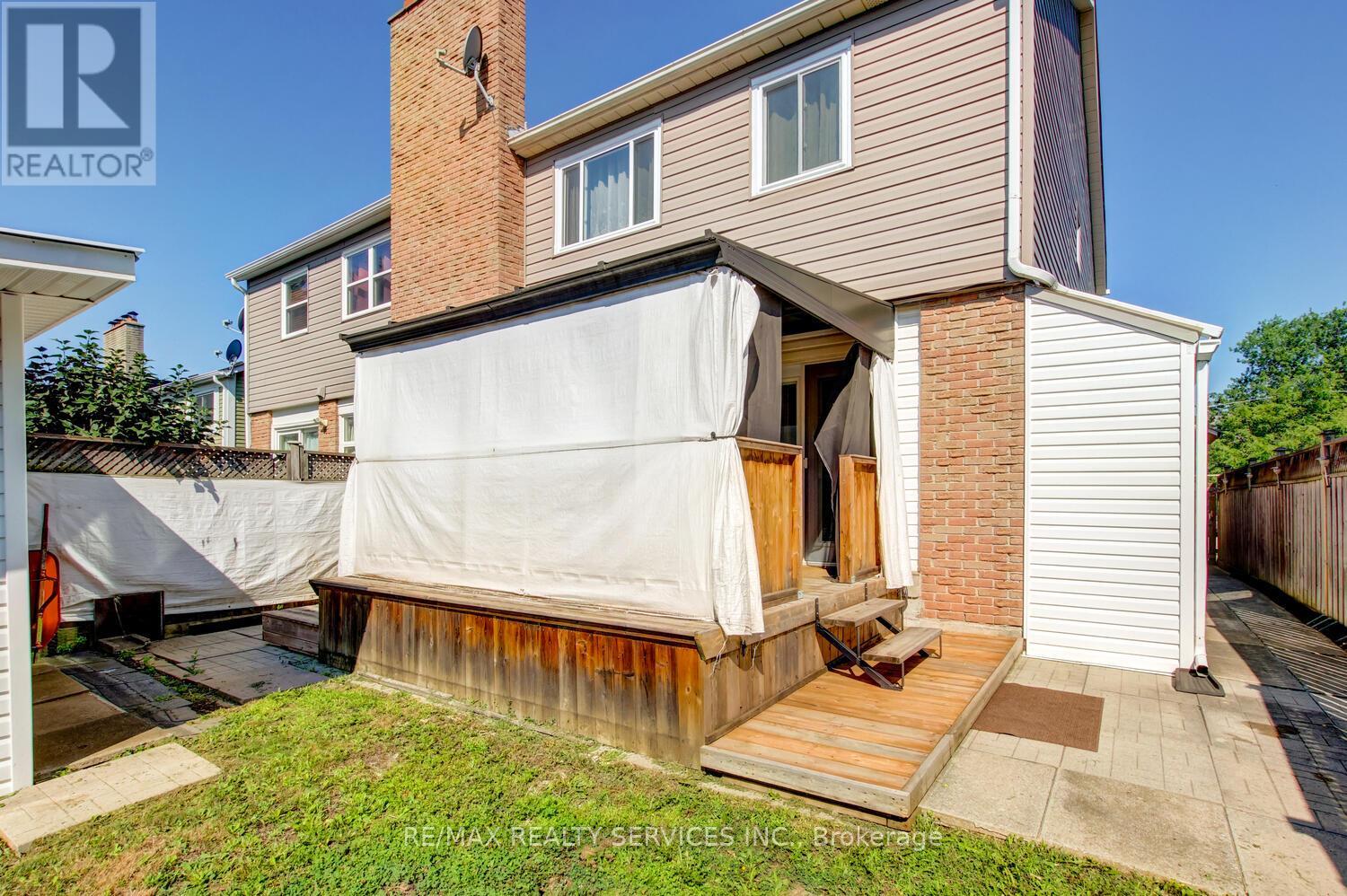 72 Sparklett Crescent, Brampton, Ontario  L6Z 1M8 - Photo 41 - W12314459
