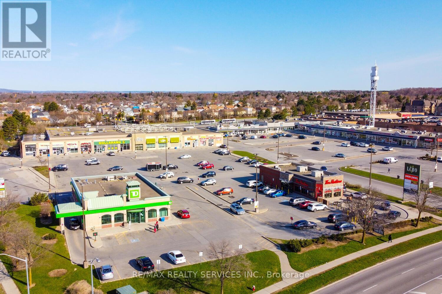 72 Sparklett Crescent, Brampton, Ontario  L6Z 1M8 - Photo 46 - W12314459
