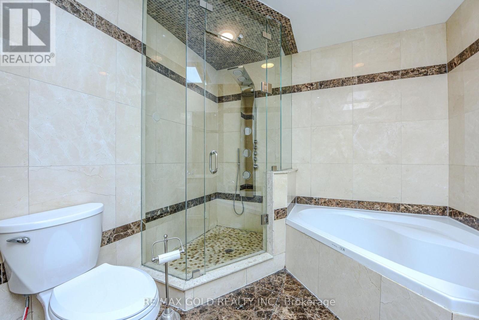 3205 - 35 Kingsbridge Garden Circle, Mississauga, Ontario  L5R 3Z5 - Photo 14 - W12308772