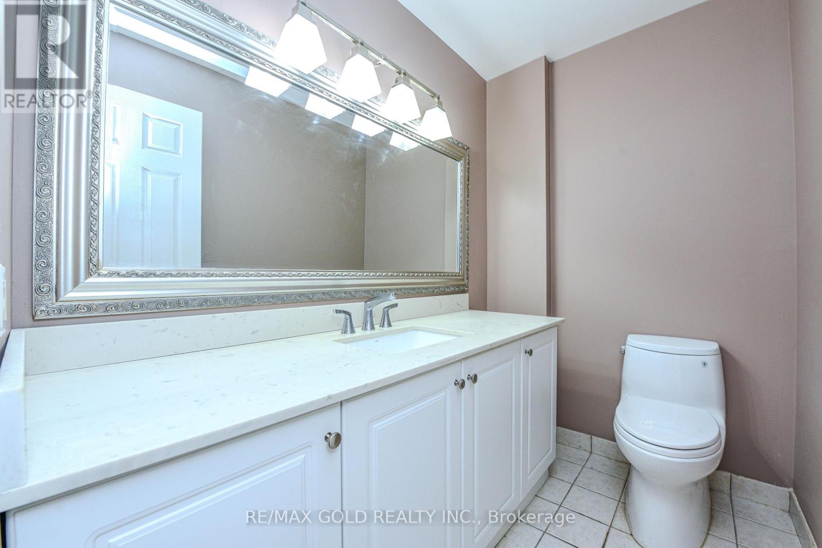 3205 - 35 Kingsbridge Garden Circle, Mississauga, Ontario  L5R 3Z5 - Photo 30 - W12308772