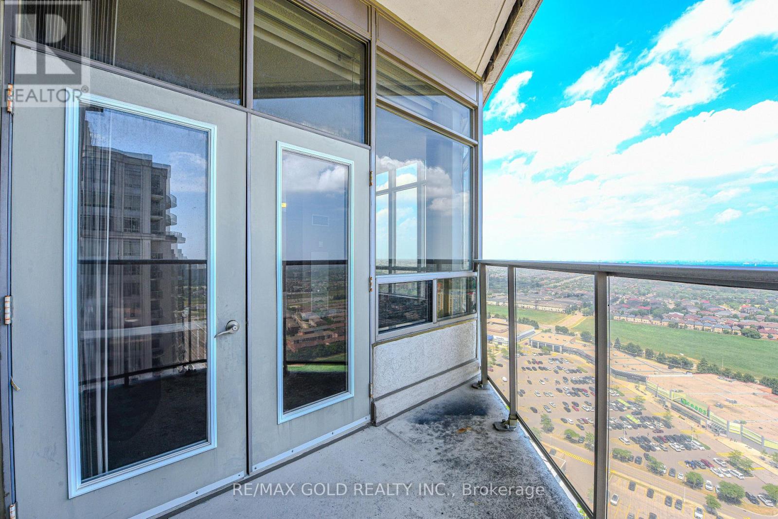 3205 - 35 Kingsbridge Garden Circle, Mississauga, Ontario  L5R 3Z5 - Photo 17 - W12308772