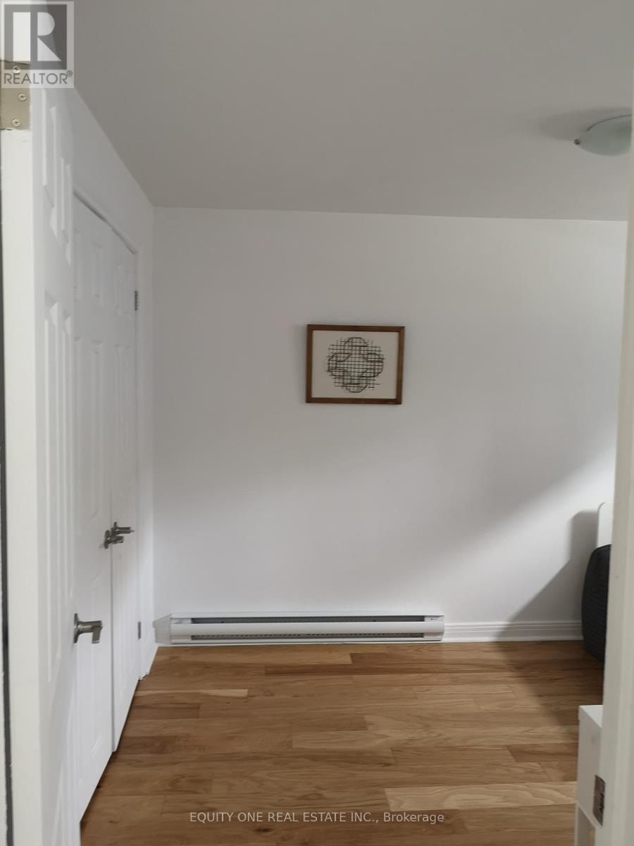 366 Maria Goretti Circle, Ottawa, Ontario  K1L 7K8 - Photo 27 - X12314535