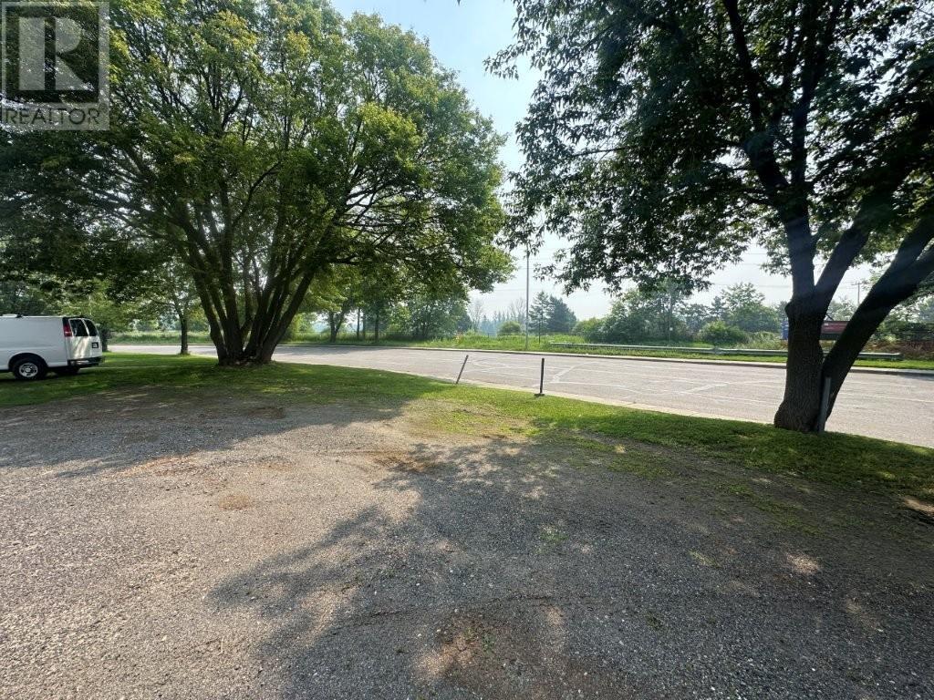 235 Ross Street, Thunder Bay, Ontario  P7E 1B4 - Photo 8 - TB252347