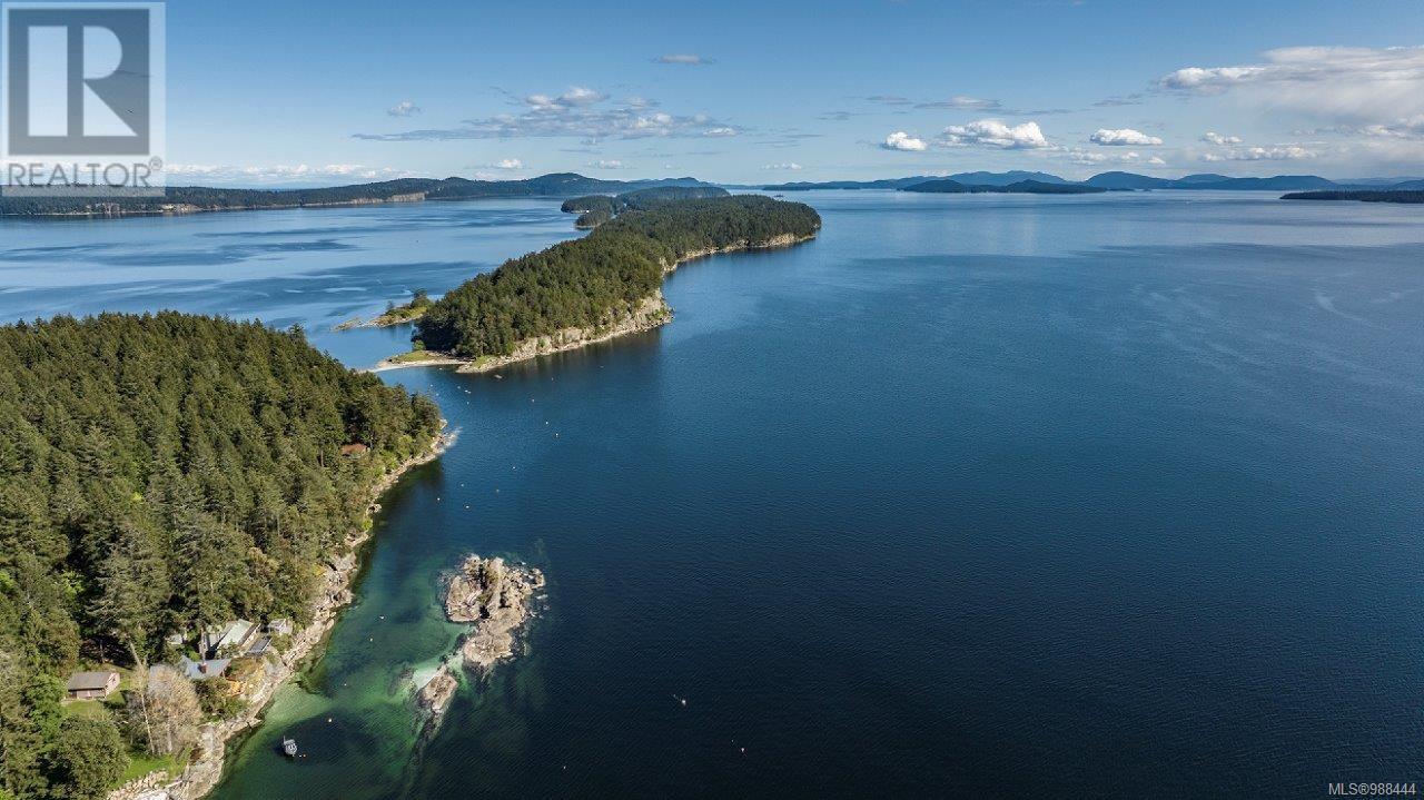 919 Salal Dr, Mudge Island, British Columbia  A1A 1A1 - Photo 49 - 988444