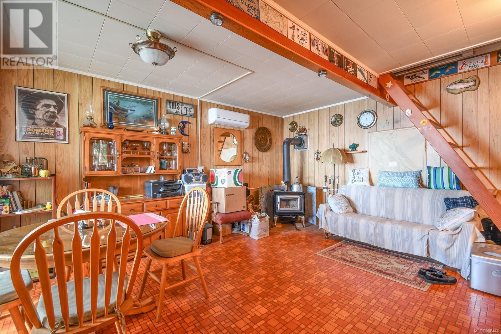 919 Salal Dr, Mudge Island, British Columbia  A1A 1A1 - Photo 22 - 988444