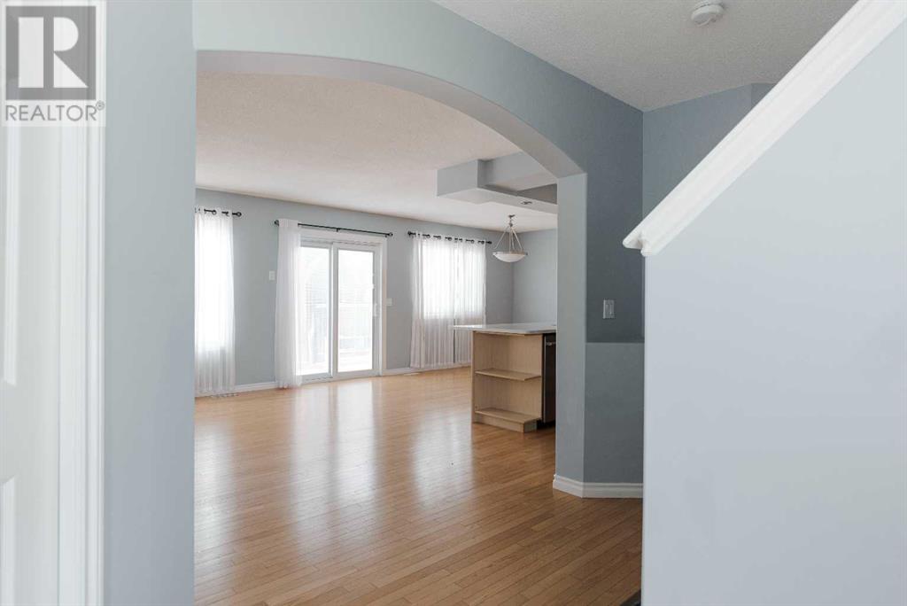 Property at 122 Iris Way image 5