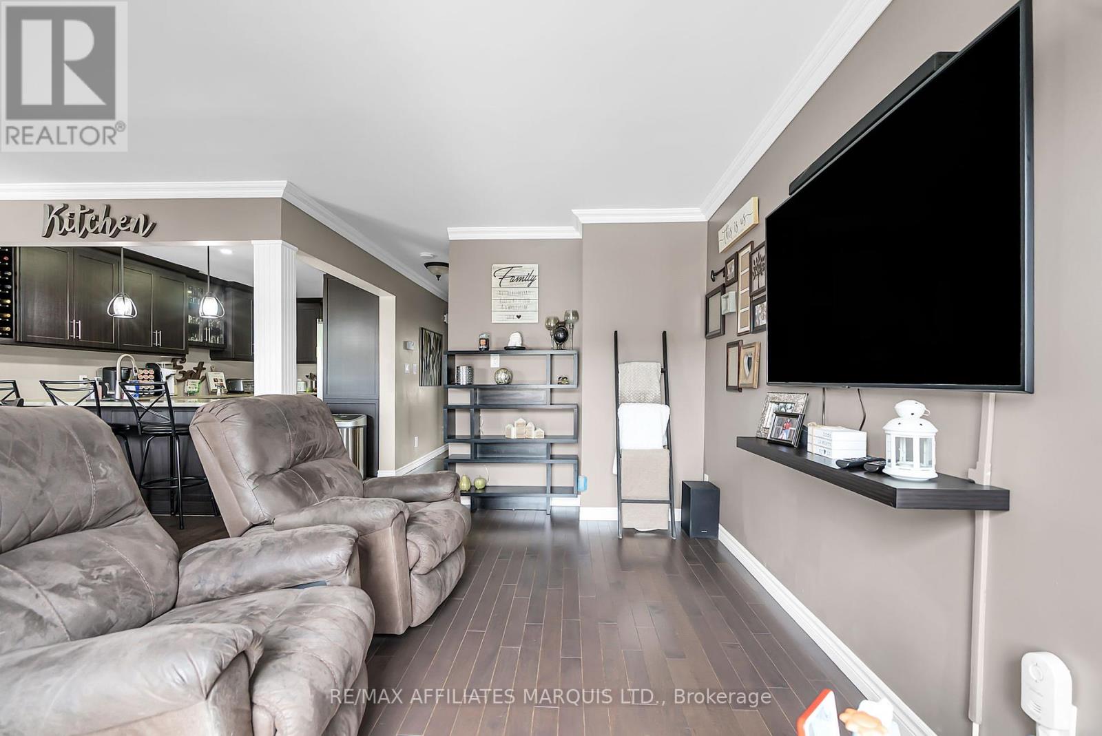 110 Heritage Pl Place, Cornwall, Ontario  K6J 5V5 - Photo 11 - X12230690