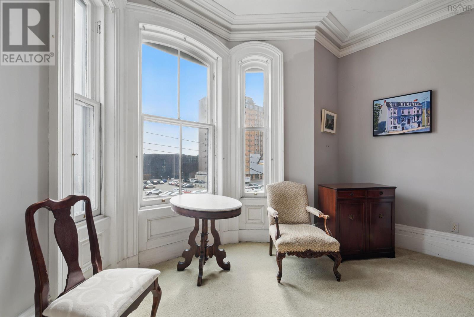Property at 2 1352 Queen Street image 5