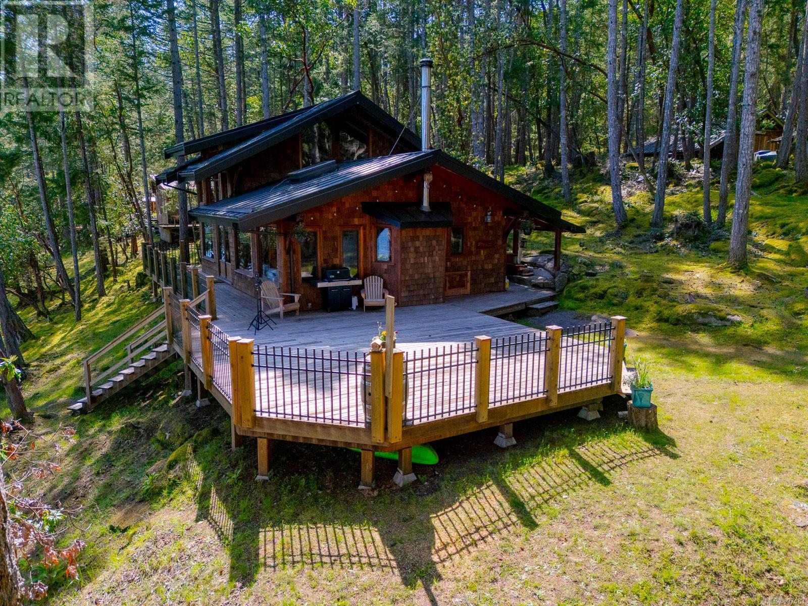550 Cardale Rd, Decourcy Island, British Columbia  A1A 1A1 - Photo 3 - 997483