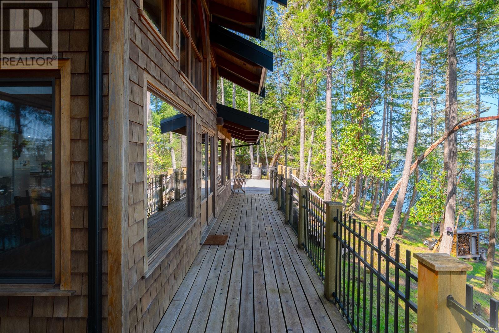550 Cardale Rd, Decourcy Island, British Columbia  A1A 1A1 - Photo 13 - 997483