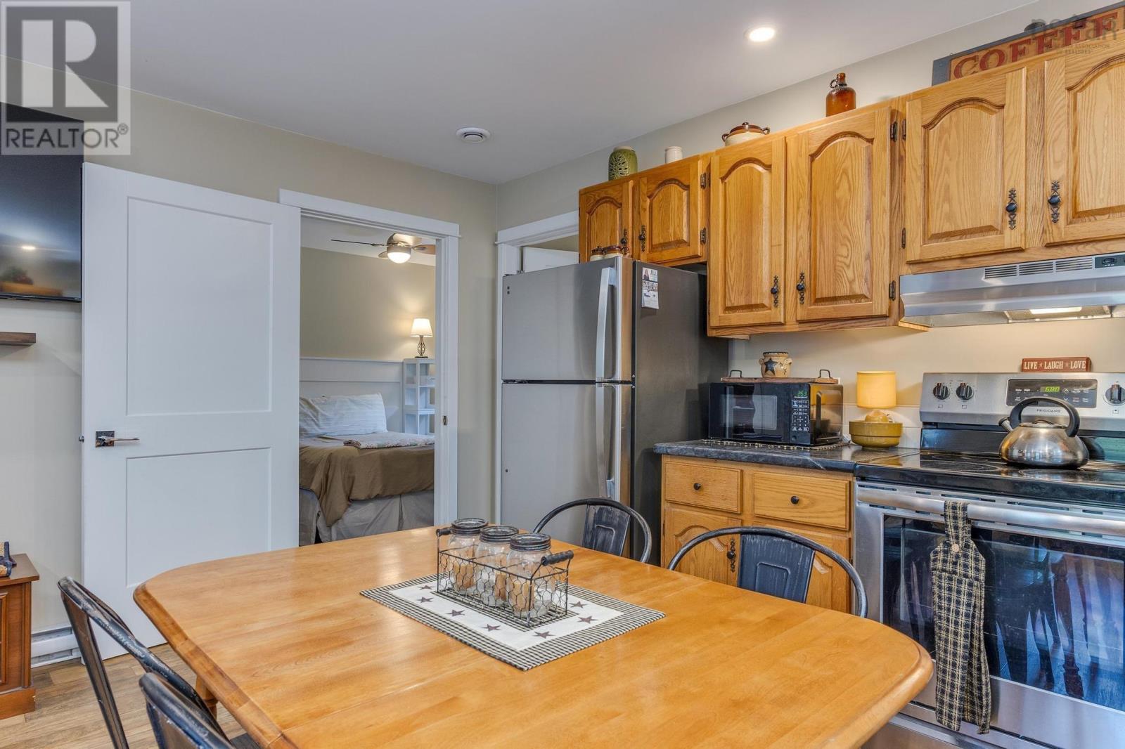 38 Joseph Street, Labelle, Nova Scotia  B0T 1E0 - Photo 12 - 202512869