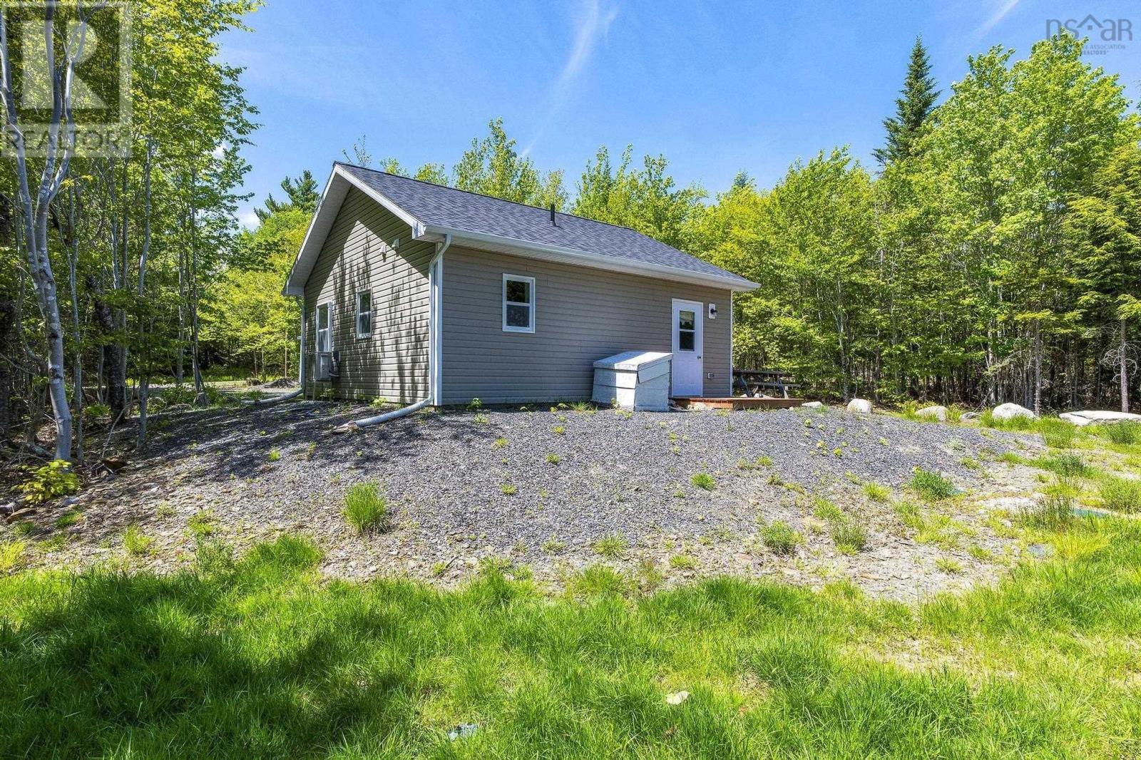 38 Joseph Street, Labelle, Nova Scotia  B0T 1E0 - Photo 4 - 202512869