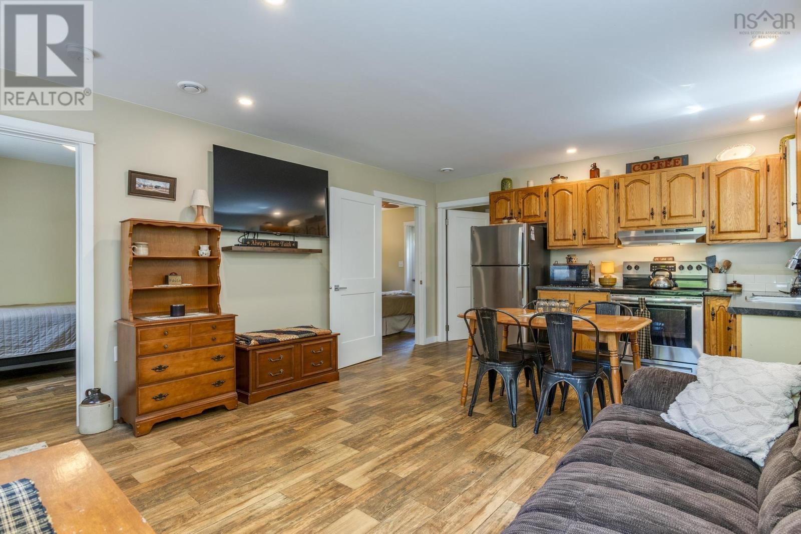 38 Joseph Street, Labelle, Nova Scotia  B0T 1E0 - Photo 8 - 202512869