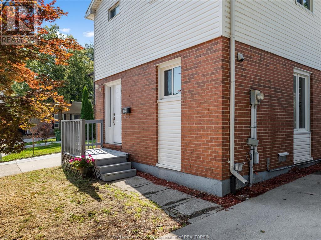 Property at 1220 COPPERFIELD image 2