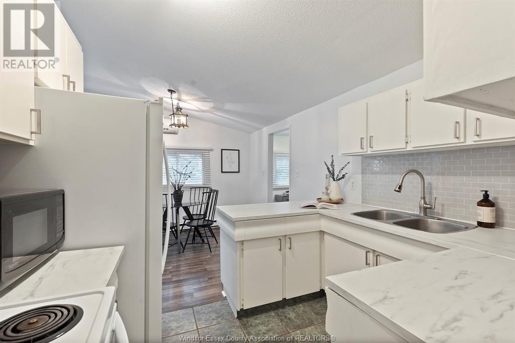 Property at 850 RIVERDALE AVENUE image 5