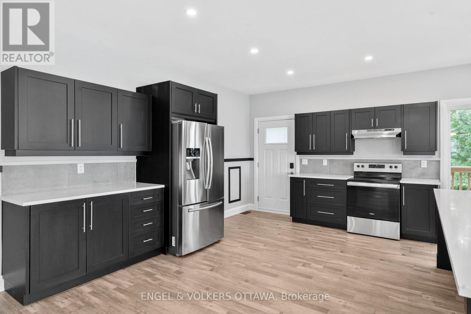 866 Bayview Drive, Ottawa, Ontario  K0A 3M0 - Photo 13 - X12314657