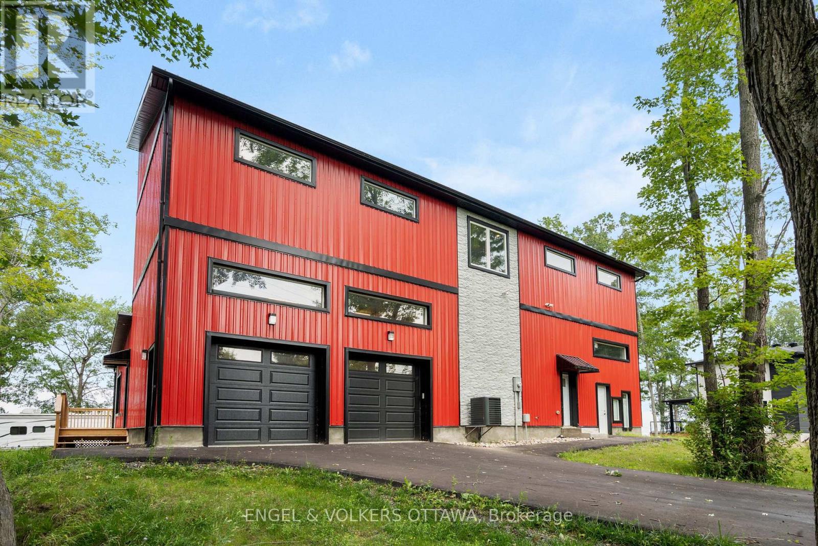 866 Bayview Drive, Ottawa, Ontario  K0A 3M0 - Photo 2 - X12314657