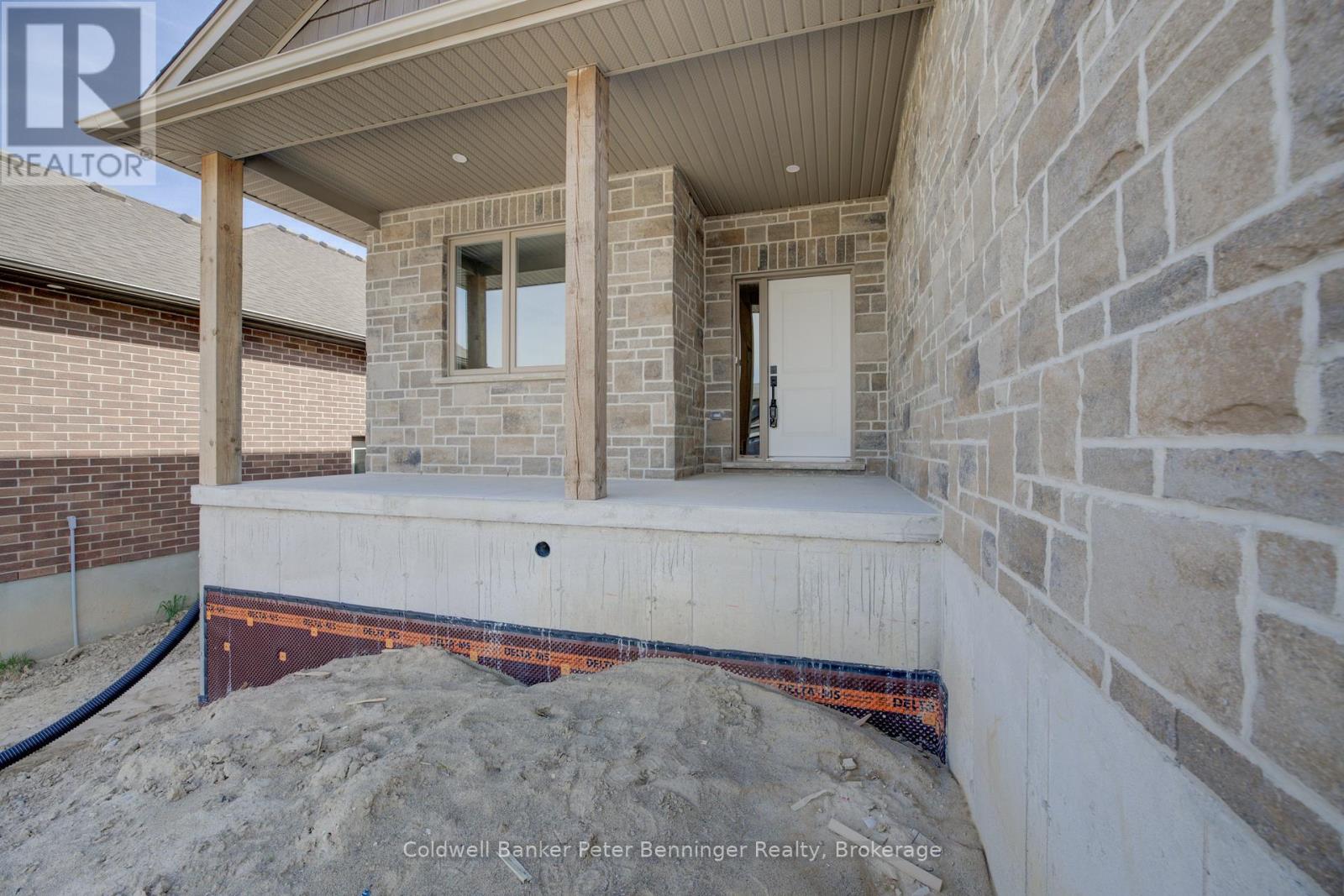 117 Pugh Street, Perth East, Ontario  N0K 1M0 - Photo 4 - X12166048