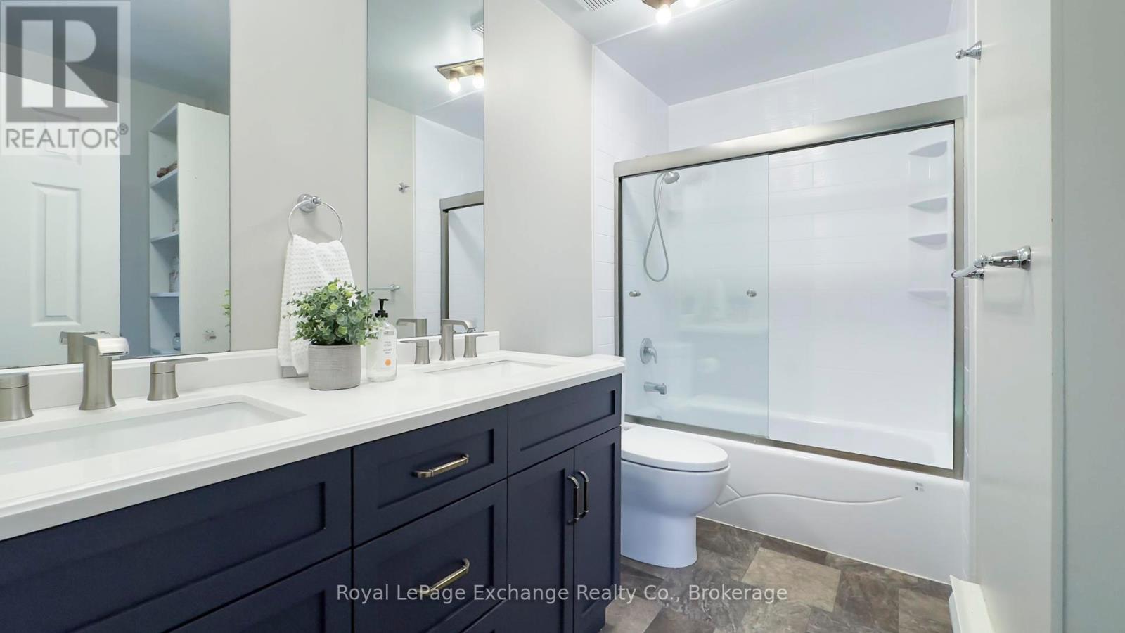 21 Boiler Beach Road, Huron-Kinloss, Ontario  N2Z 2L2 - Photo 34 - X12230699
