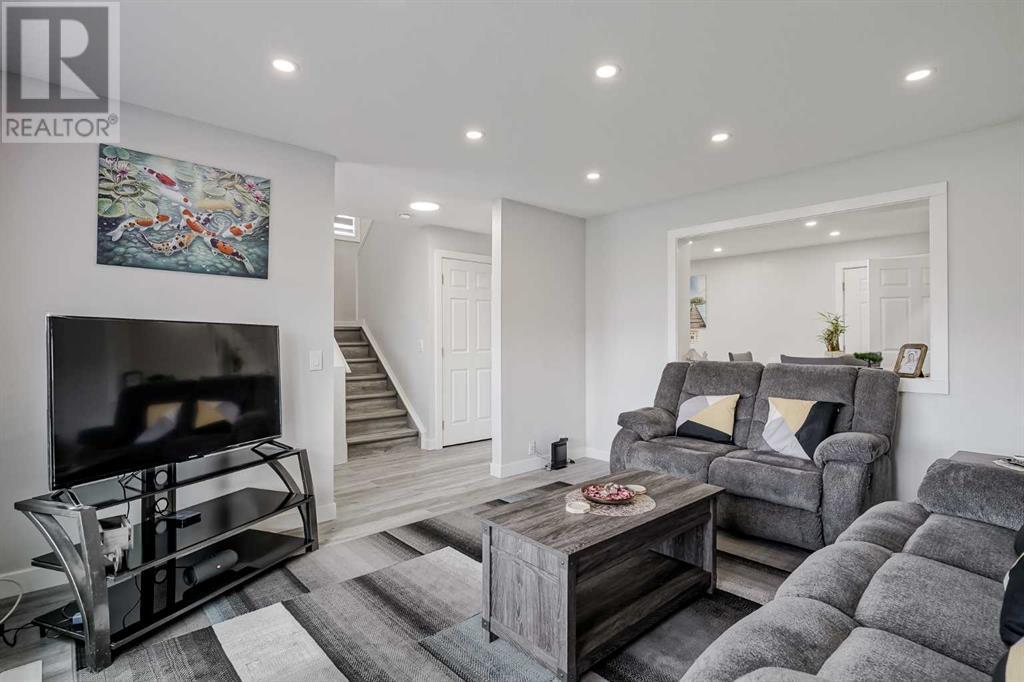 83 Aberdare Road Ne, Calgary, Alberta  T2A 6V8 - Photo 6 - A2220367