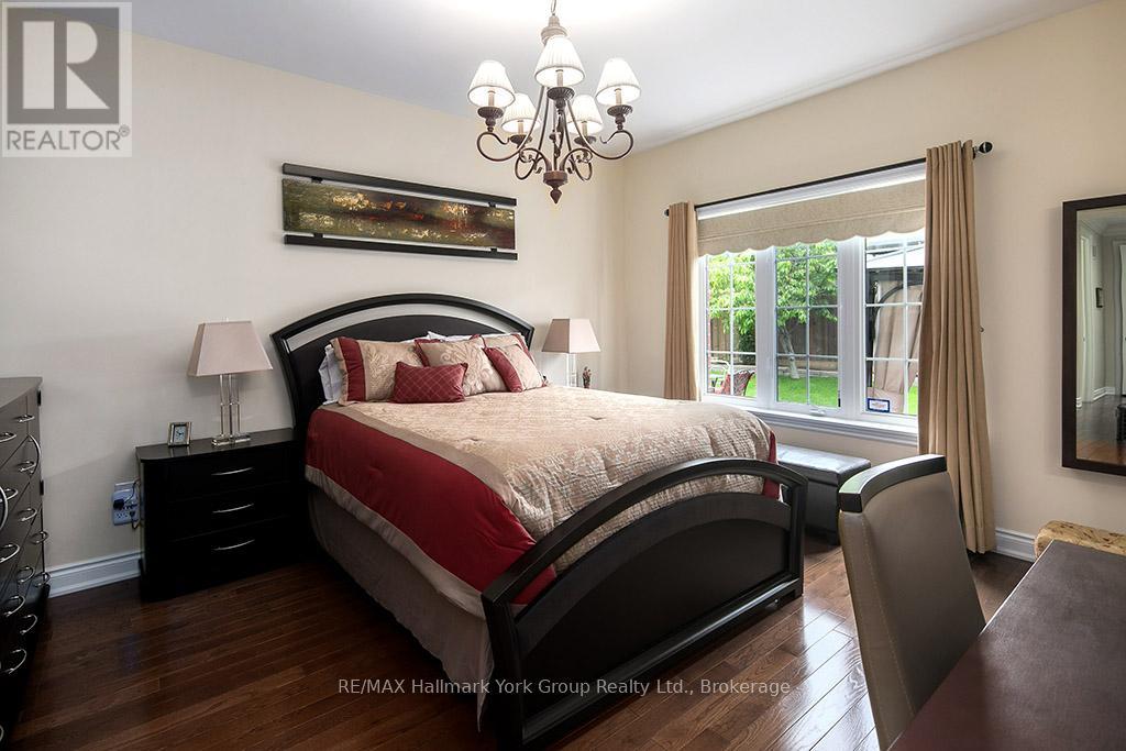 1166 Gina Street, Innisfil, Ontario  L9S 4Z3 - Photo 28 - N12314627