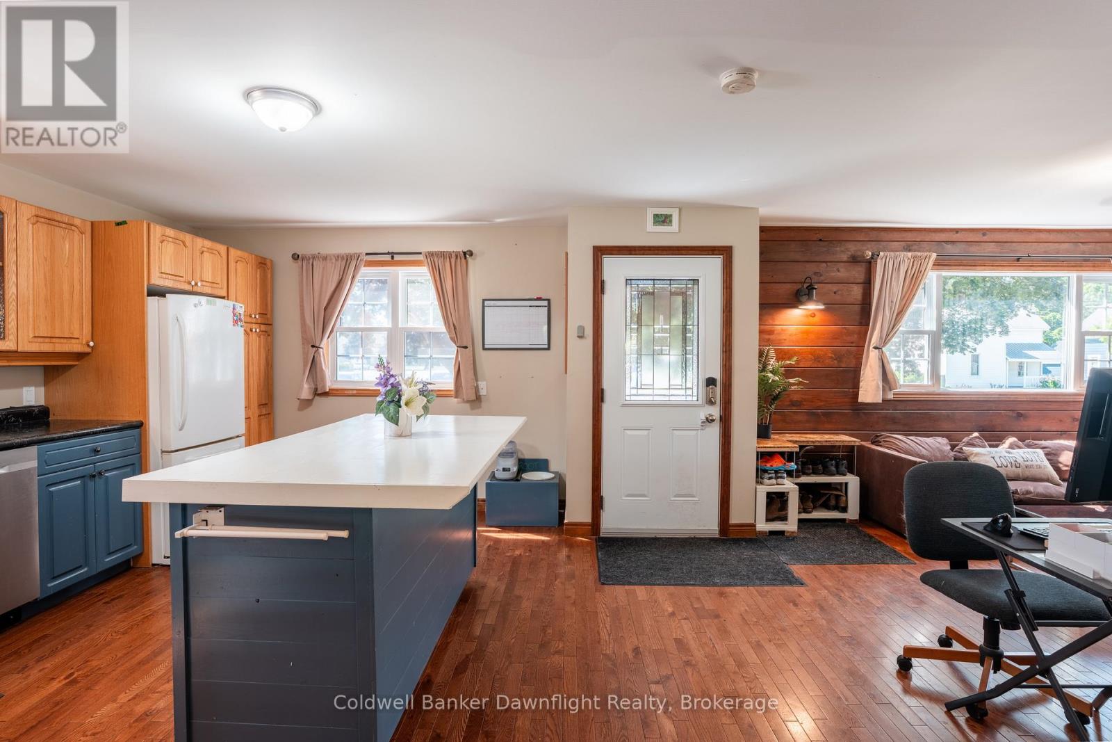 156 Richmond Street, Bluewater, Ontario  N0M 1X0 - Photo 11 - X12314602