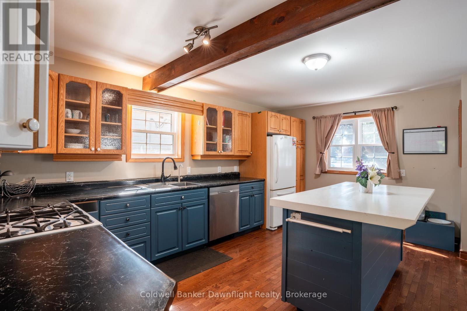 156 Richmond Street, Bluewater, Ontario  N0M 1X0 - Photo 12 - X12314602