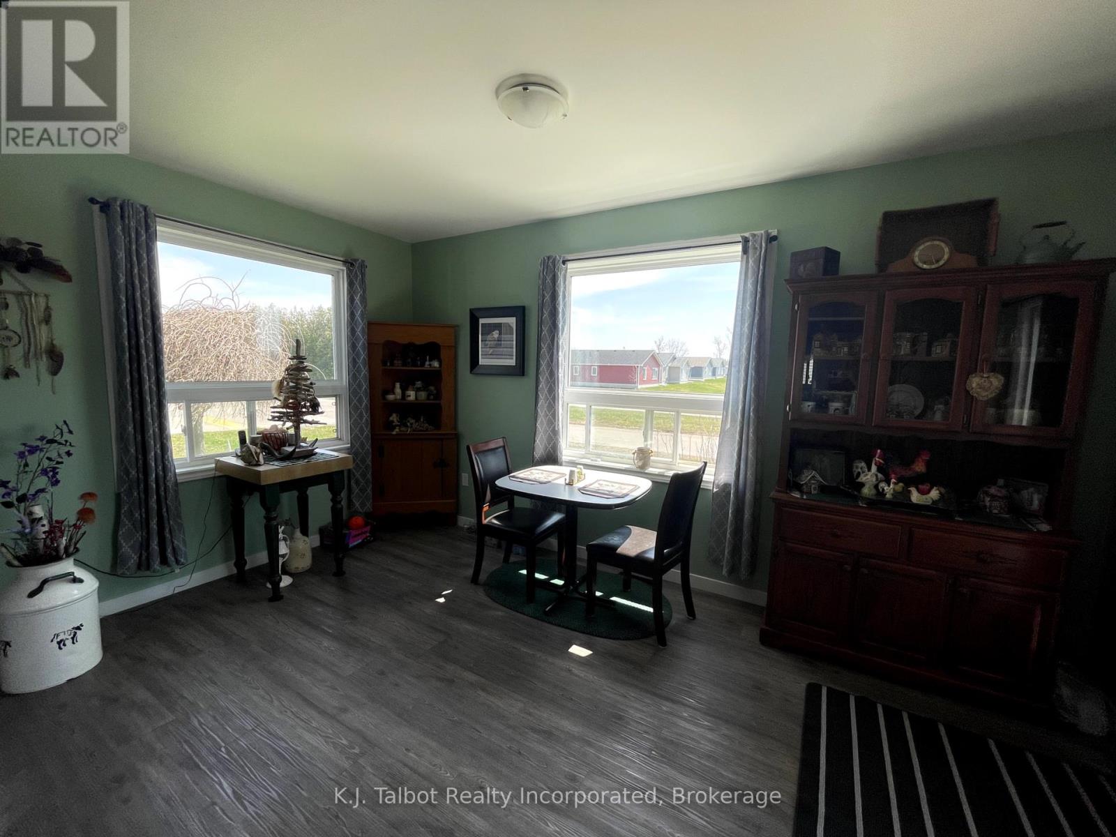 27 Cranberry Drive, Ashfield-Colborne-Wawanosh, Ontario  N7A 3Y3 - Photo 12 - X12314689