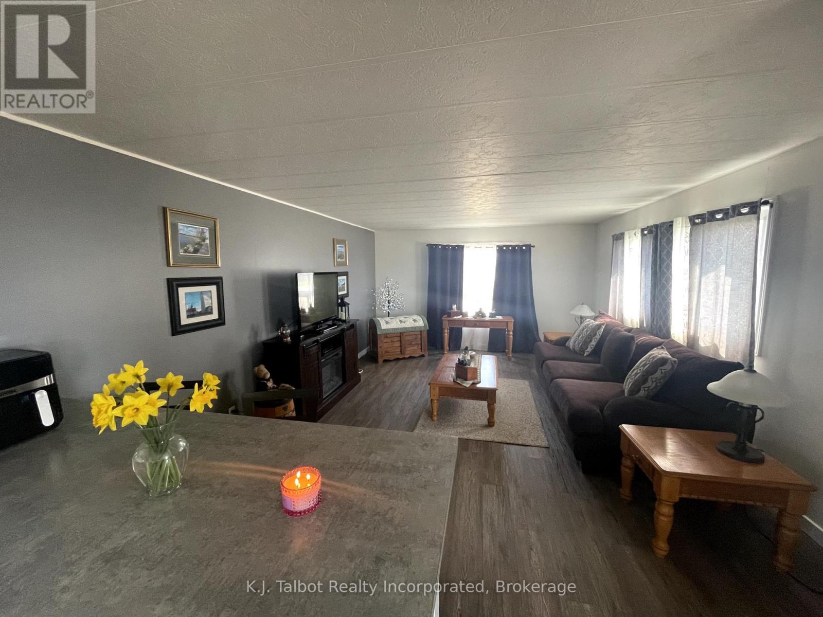 27 Cranberry Drive, Ashfield-Colborne-Wawanosh, Ontario  N7A 3Y3 - Photo 18 - X12314689