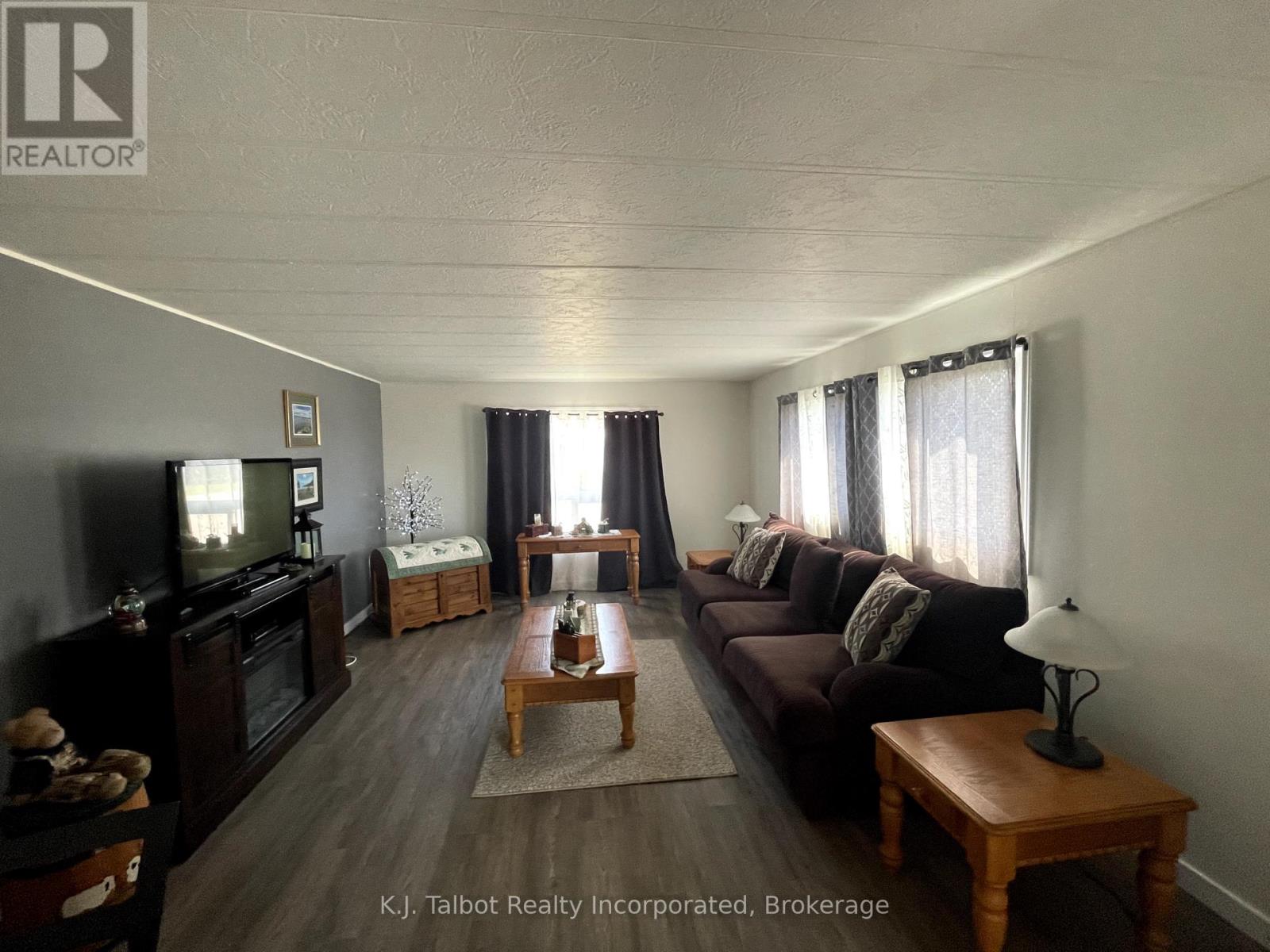 27 Cranberry Drive, Ashfield-Colborne-Wawanosh, Ontario  N7A 3Y3 - Photo 21 - X12314689