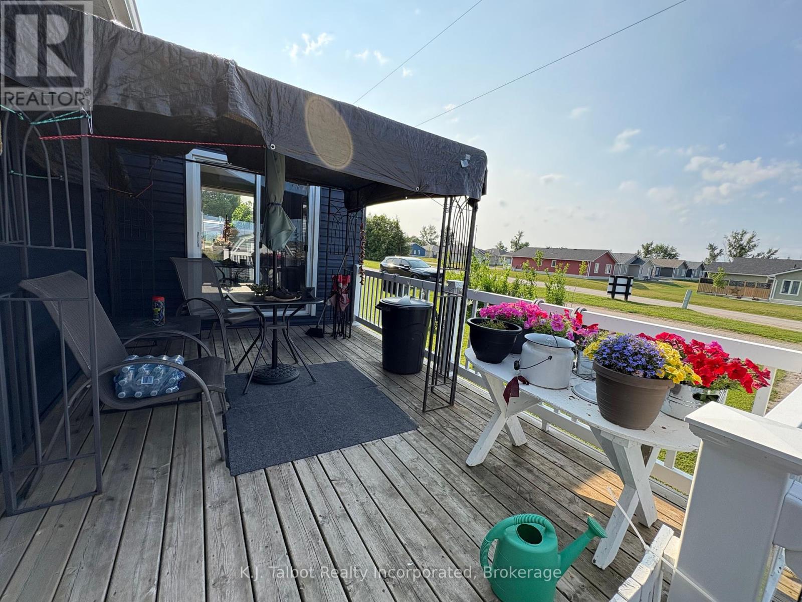 27 Cranberry Drive, Ashfield-Colborne-Wawanosh, Ontario  N7A 3Y3 - Photo 6 - X12314689