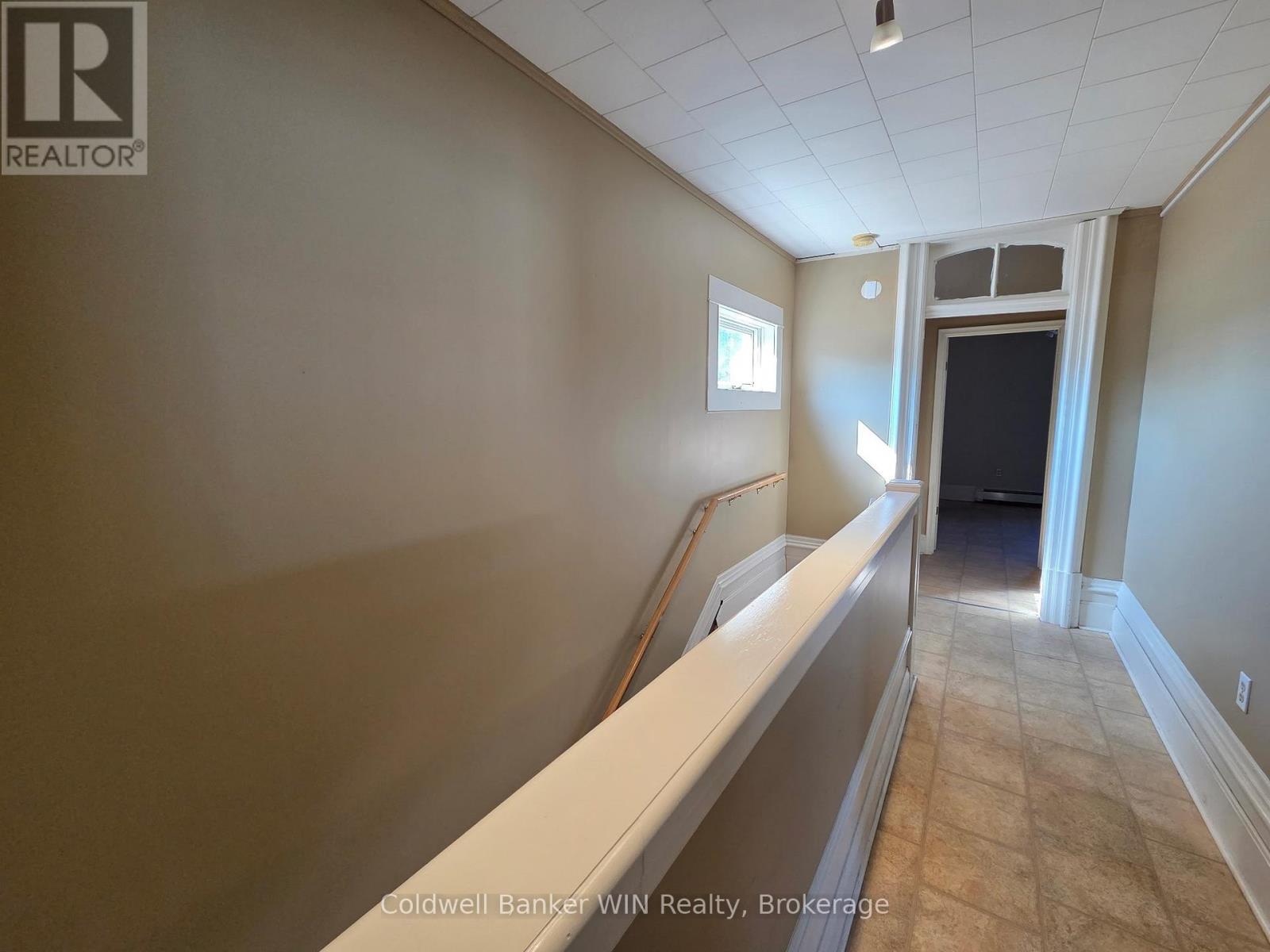 135 Fergus Street S, Wellington North, Ontario  N0G 2L2 - Photo 22 - X12314730