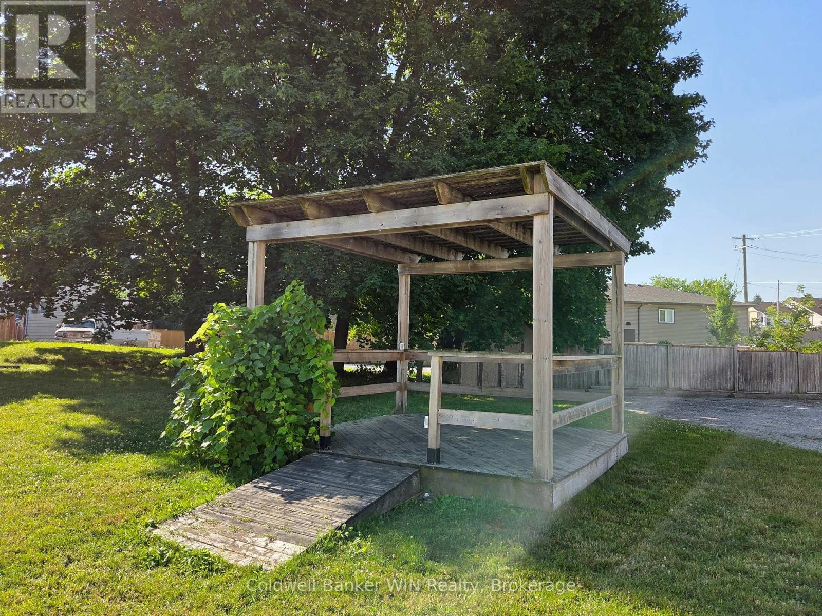 135 Fergus Street S, Wellington North, Ontario  N0G 2L2 - Photo 24 - X12314730