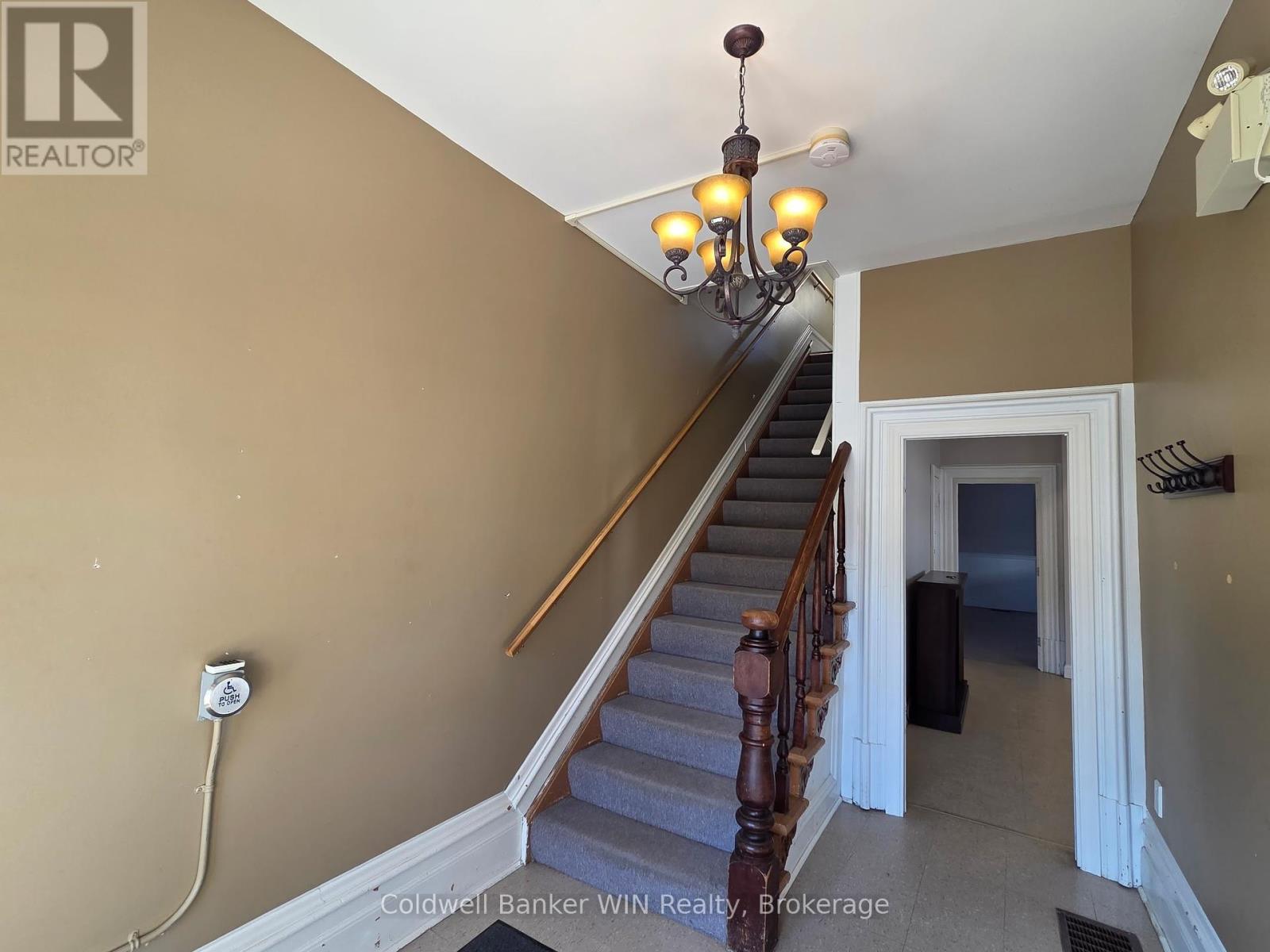 135 Fergus Street S, Wellington North, Ontario  N0G 2L2 - Photo 4 - X12314730