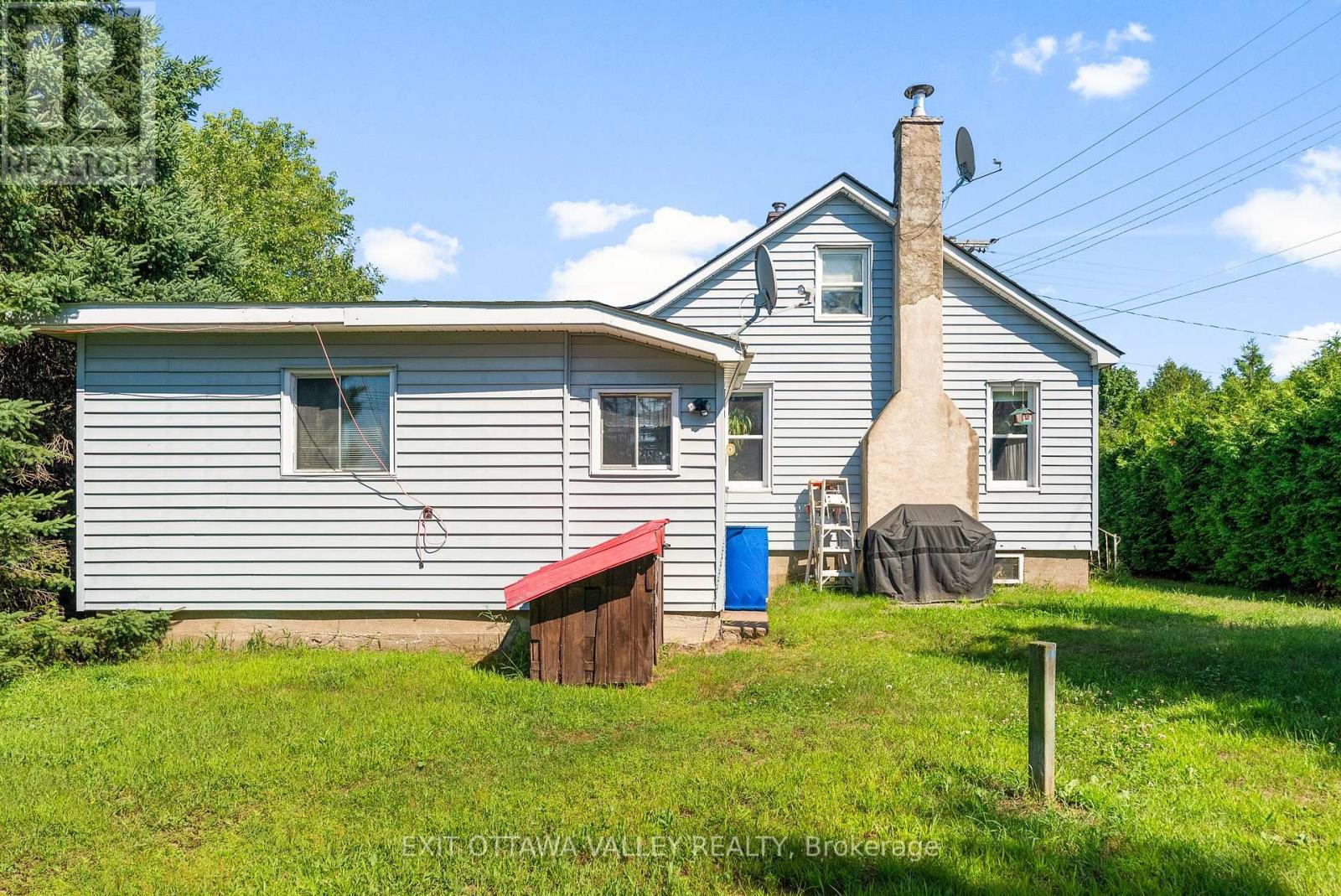 15 Philip Street, Madawaska Valley, Ontario  K0J 1B0 - Photo 14 - X12314614