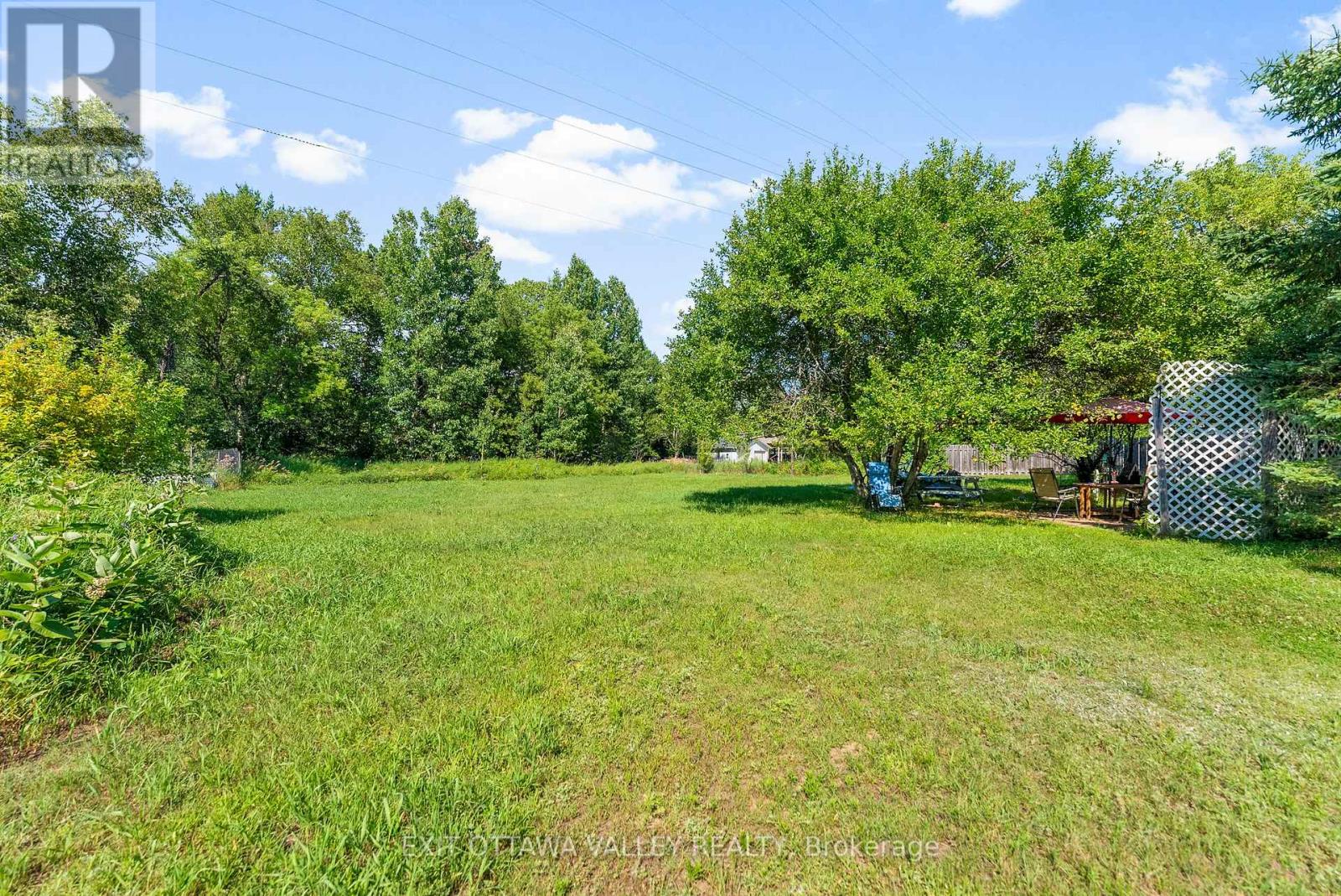 15 Philip Street, Madawaska Valley, Ontario  K0J 1B0 - Photo 16 - X12314614