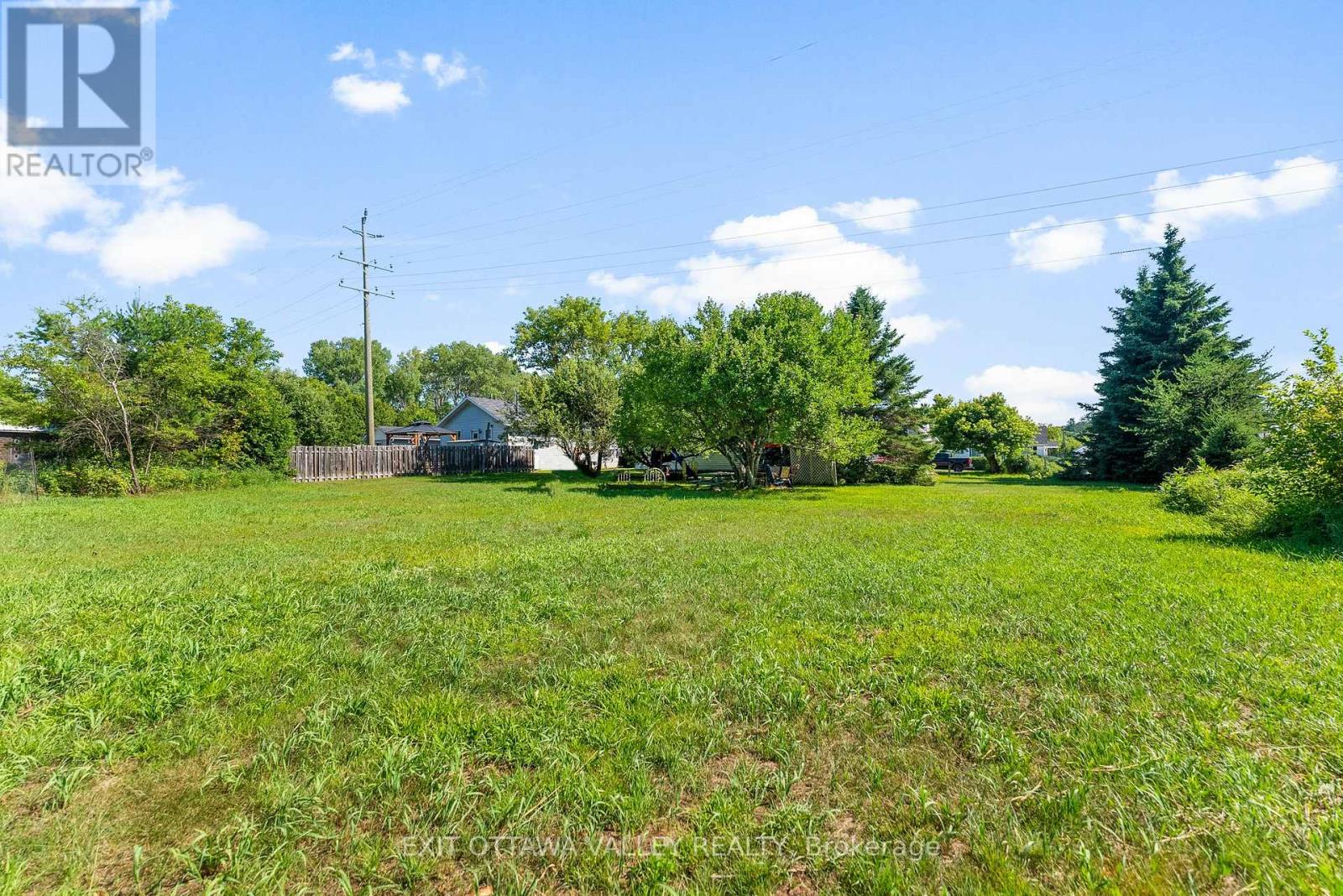 15 Philip Street, Madawaska Valley, Ontario  K0J 1B0 - Photo 18 - X12314614